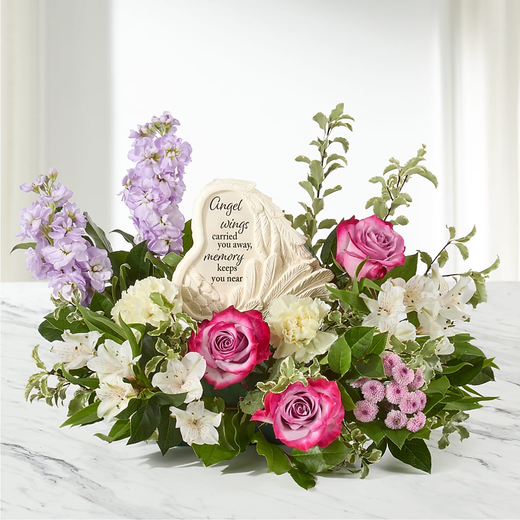 In My Heart Arrangement – CINDY'S FLOWERS AND GIFTS, Colonia NJ