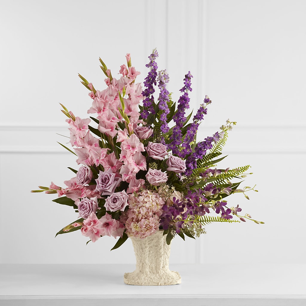 Flowing Garden Arrangement – CINDY'S FLOWERS AND GIFTS, Colonia NJ