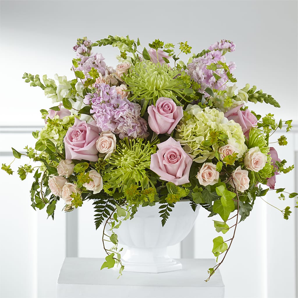 Radiant Embrace Arrangement – CINDY'S FLOWERS AND GIFTS, Colonia NJ
