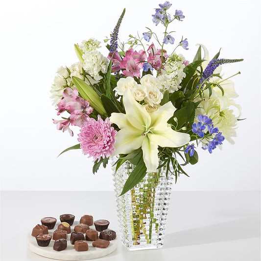 Winter Celebration Bouquet – CINDY'S FLOWERS AND GIFTS, Colonia NJ