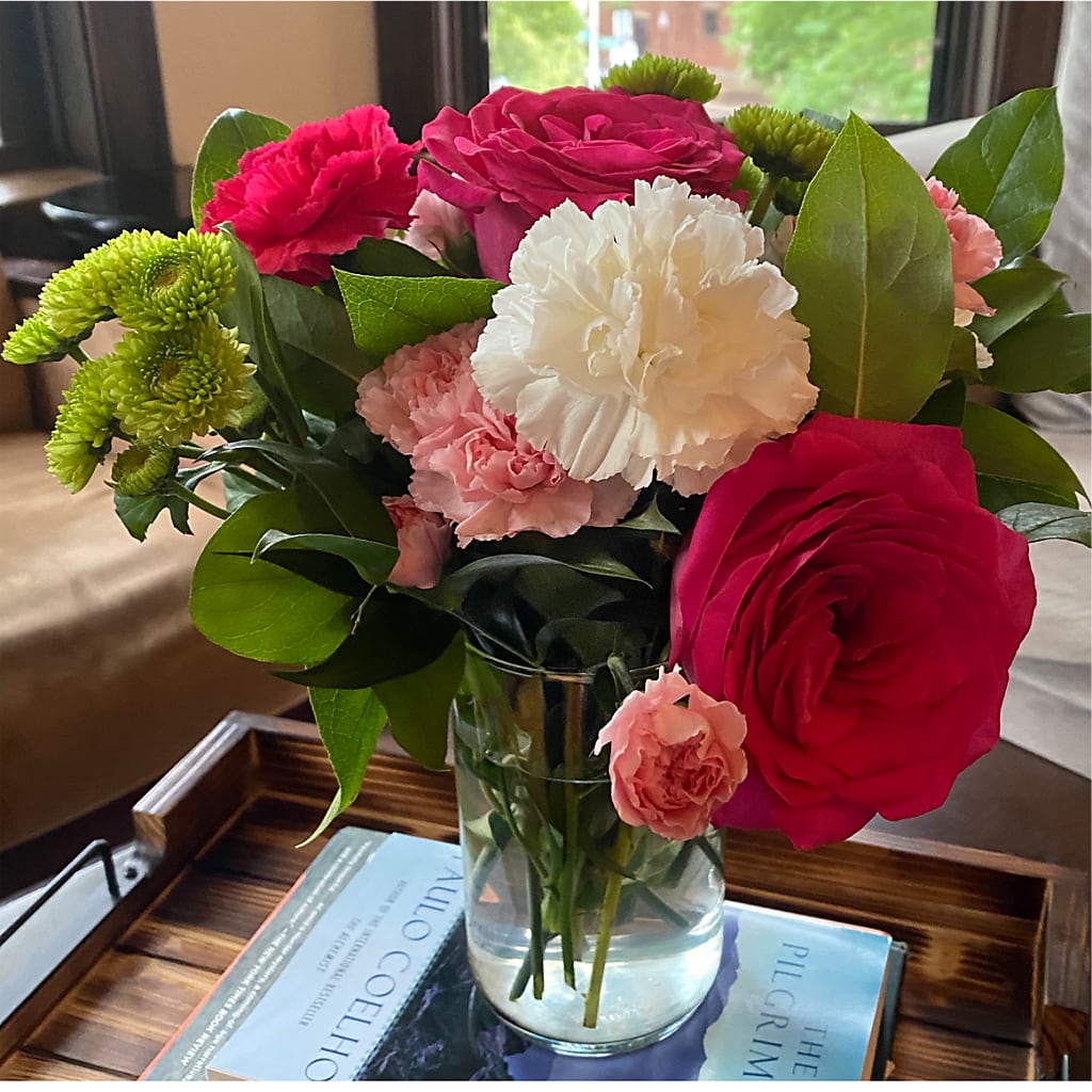 Sweet & Pretty Bouquet – CINDY'S FLOWERS AND GIFTS, Colonia NJ