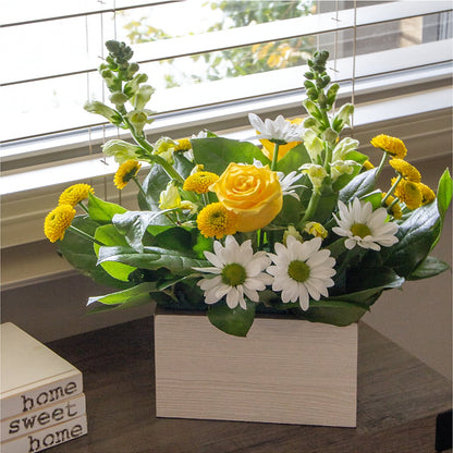 Sun Salutation Box Bouquet – CINDY'S FLOWERS AND GIFTS, Colonia NJ
