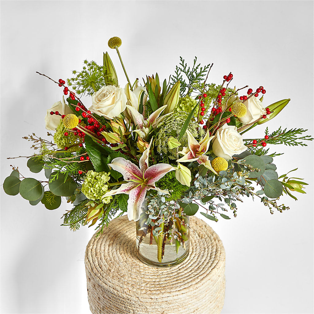 Berry & Bright Bouquet – CINDY'S FLOWERS AND GIFTS, Colonia NJ